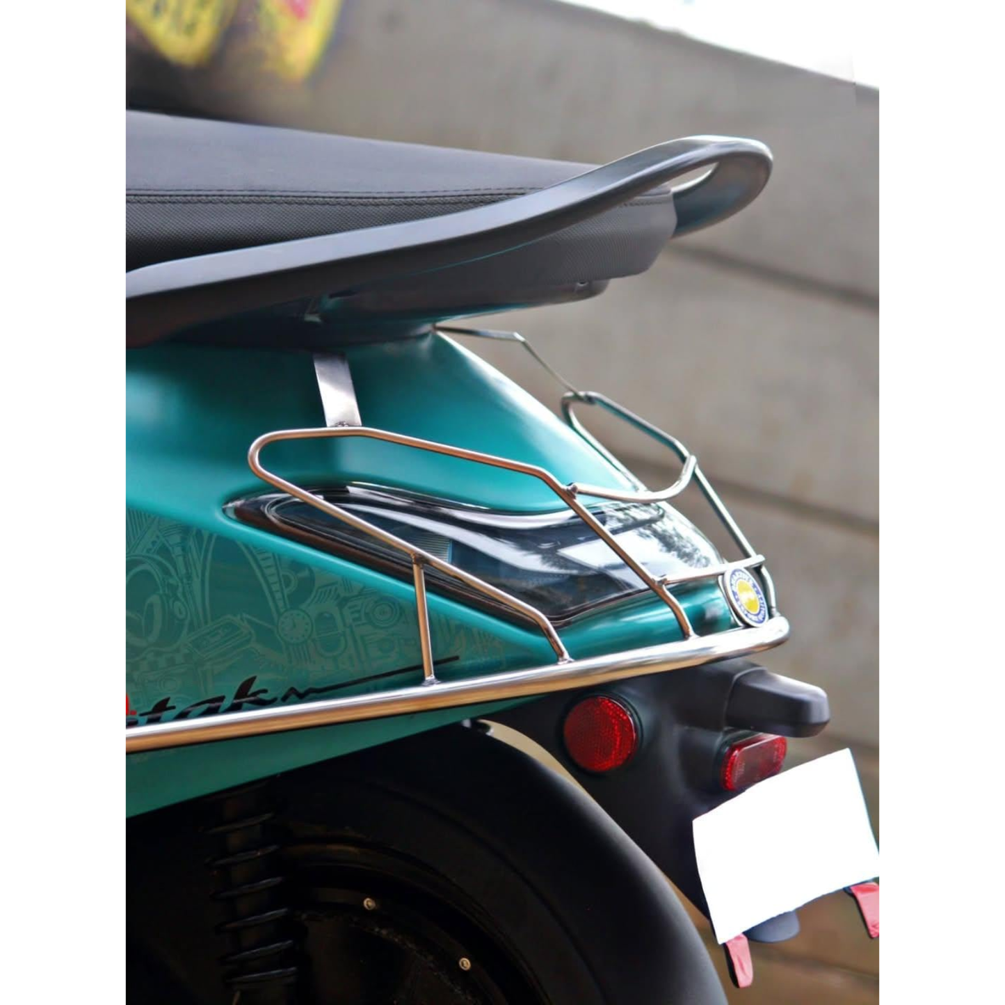 Bajaj Chetak Stainless Steel Accessories Set For Chetak C 2501